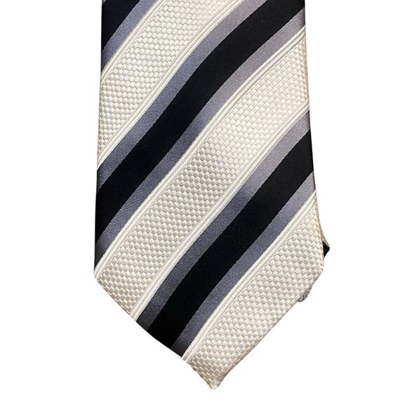 Donald J Trump Signature Collection 100% Silk Cream / Blue / Gray Neck Tie - Picture 1 of 7